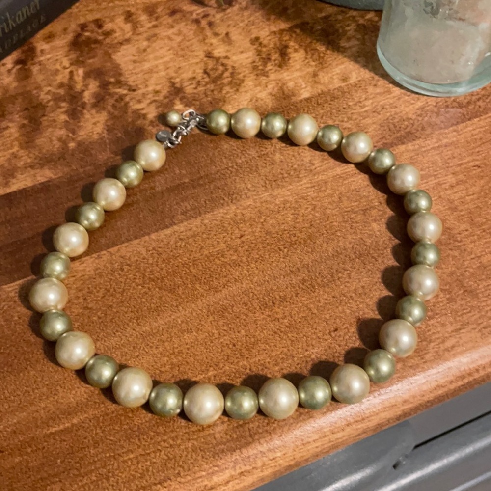 Green and champagne pearls